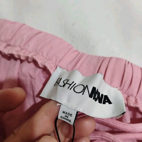 Fashion Nova Pink Parachute Pants - Picture 11 of 16